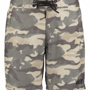 Warp Camo Shorts Uimashortsit